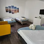 דירה Blife Farensya Private Near Train Station