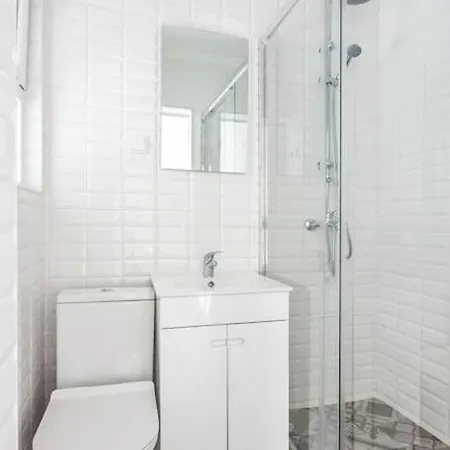 Apartman Blife Farensya Private Near Train Station