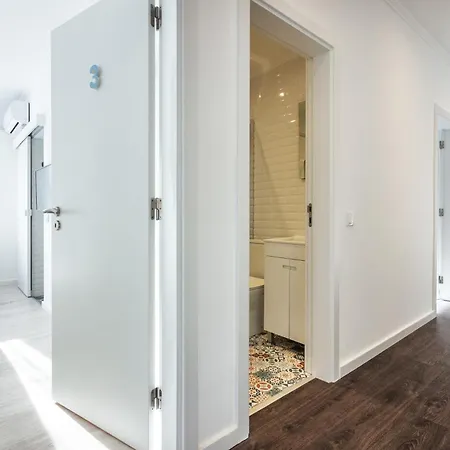 Blife Farensya Private Near Train Station Apartman